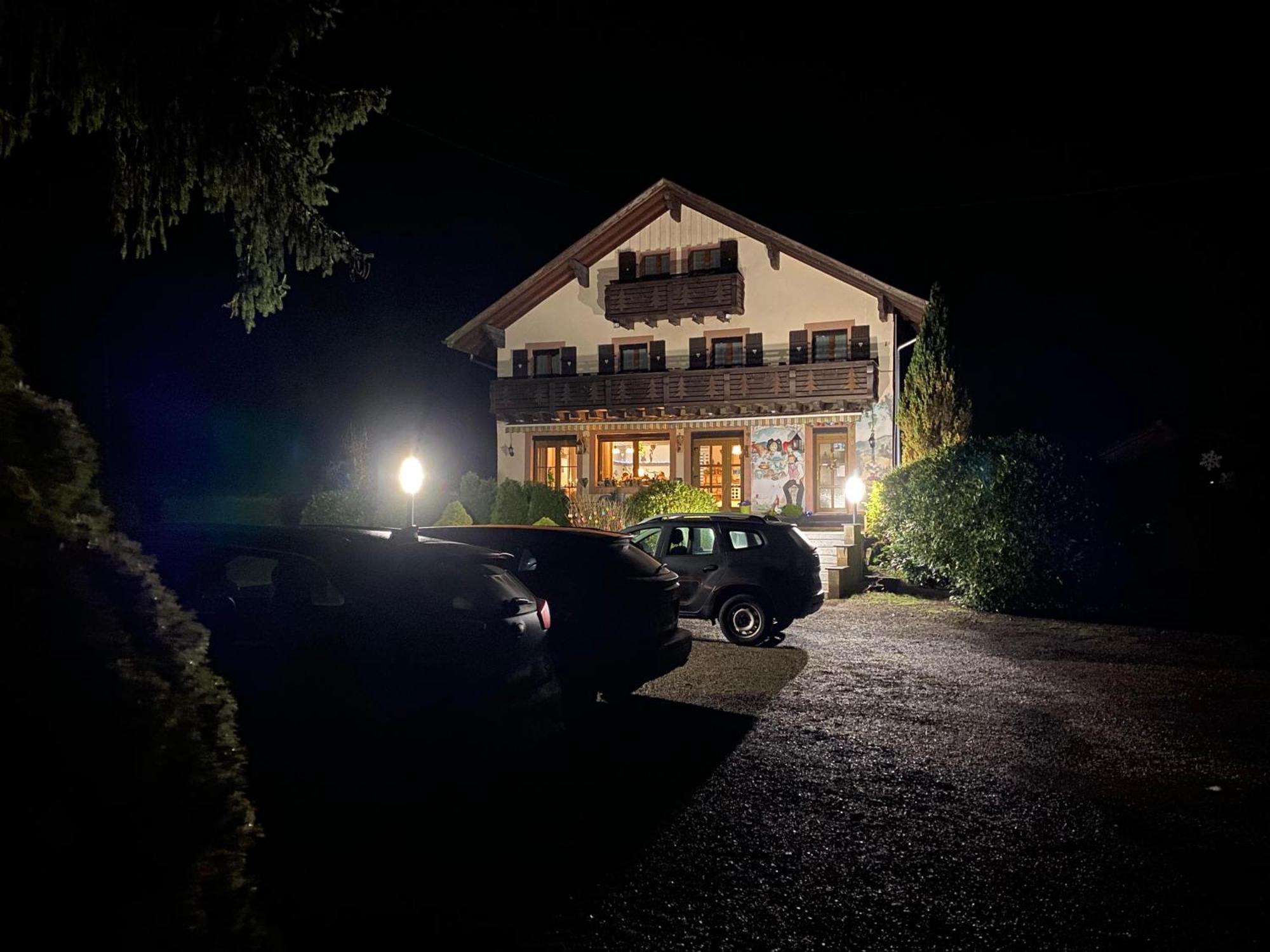 Chambres D'Hotes Des Cascades St-Nicolas Kruth Eksteriør bilde